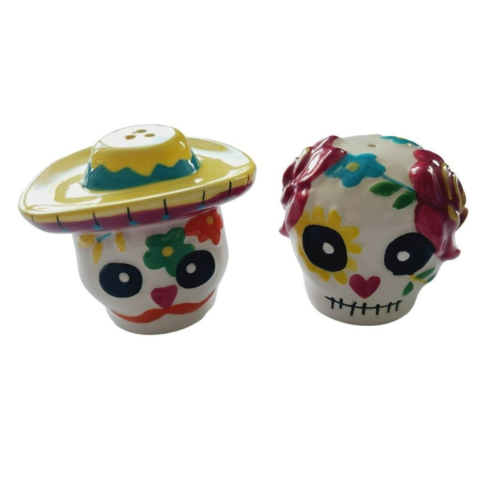 Day of‎ the Dead Sugar Skull Salt and Pepper Shaker Set Sombrero Floral Ceramic
